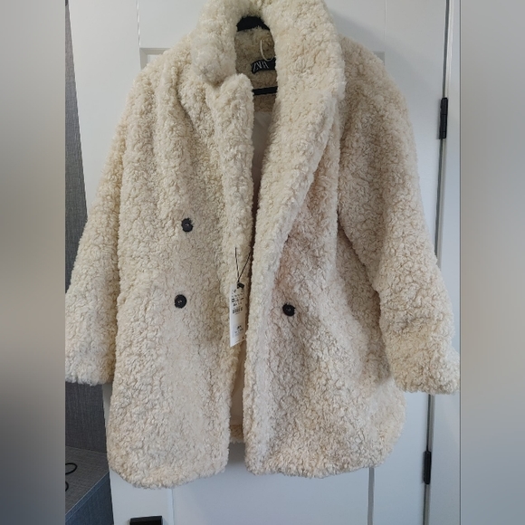 Zara Jackets & Blazers - Zara Fur Jacket
